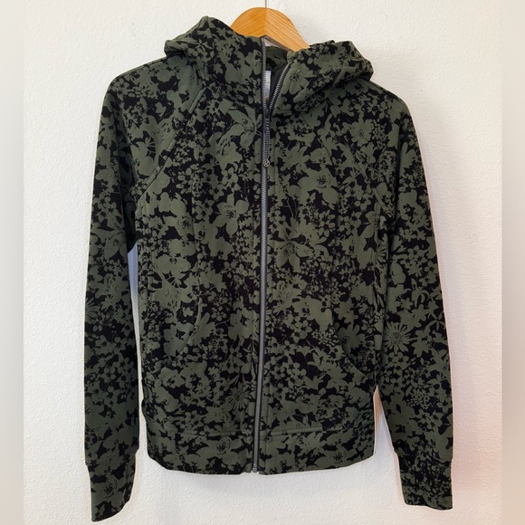 NEW Lululemon Scuba Hoodie IV Size 6 Green/Black Floral - Picture 7 of 15